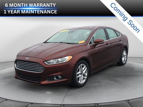 Used 2016 Ford Fusion SE w/ Equipment Group 202A image 1
