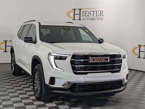 Certified 2025 GMC Acadia Elevation image 2