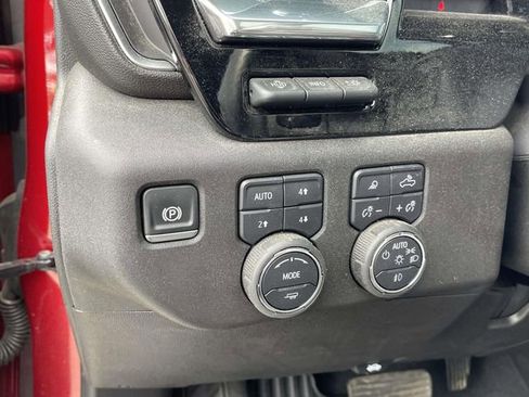 Used 2025 Chevrolet Silverado 3500 LTZ w/ LTZ Plus Package image 17