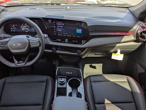 Used 2026 Chevrolet Equinox RS w/ Convenience Package III FWD image 14