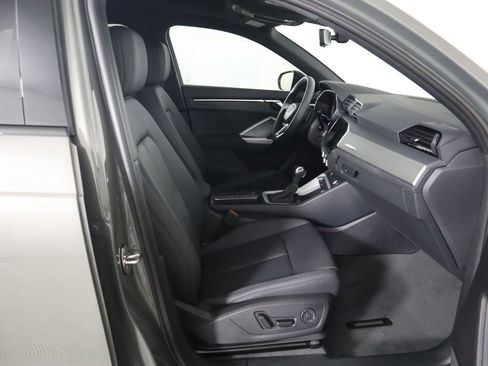 New 2025 Audi Q3 2.0T Premium image 21