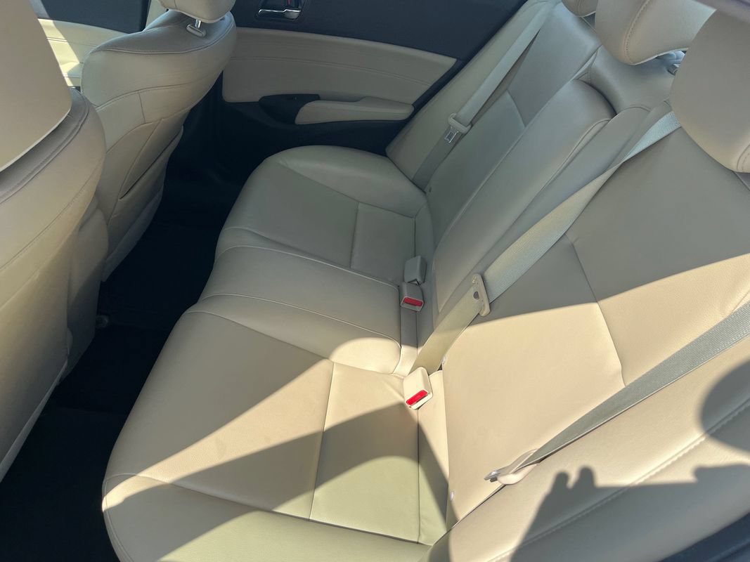Used 2016 Acura ILX FWD image 14