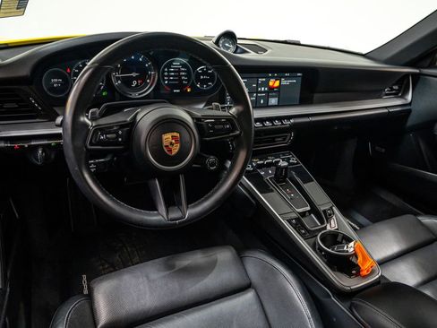 Used 2020 Porsche 911 Carrera S RWD image 4