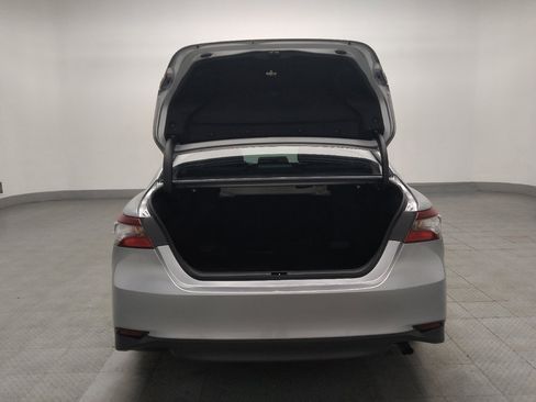 Used 2022 Toyota Camry LE image 29