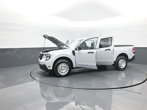 New 2026 Ford Maverick XL image 34