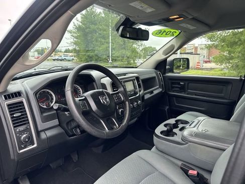 Used 2016 RAM 1500 Express w/ Black Ram 1500 Express Group AWD/4WD image 11