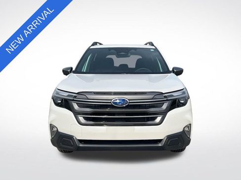 Used 2026 Subaru Forester Limited AWD/4WD image 8