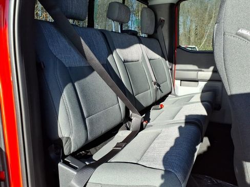 New 2026 Ford F250 XLT w/ FX4 Off-Road Package image 12