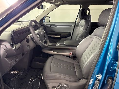 New 2026 Kia EV9 Wind AWD/4WD image 30