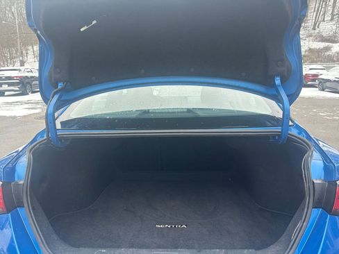 Used 2025 Nissan Sentra SV image 29