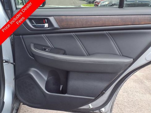 Used 2019 Subaru Outback 2.5i Limited AWD/4WD image 13