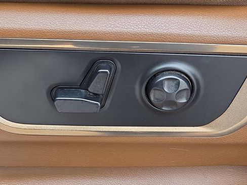 Used 2020 RAM 1500 Limited image 14