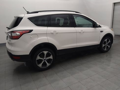 Used 2018 Ford Escape SEL image 10