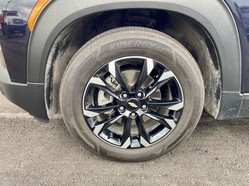 Used 2021 Chevrolet TrailBlazer LT w/ Convenience Package FWD image 33