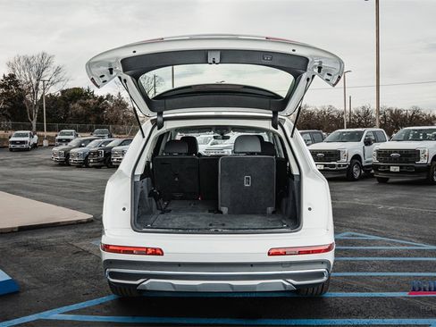 Used 2024 Audi Q7 3.0T Premium Plus image 6