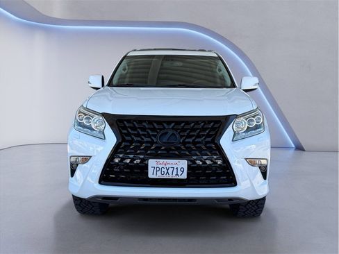 Used 2015 Lexus GX 460 w/ Premium Package AWD/4WD image 2