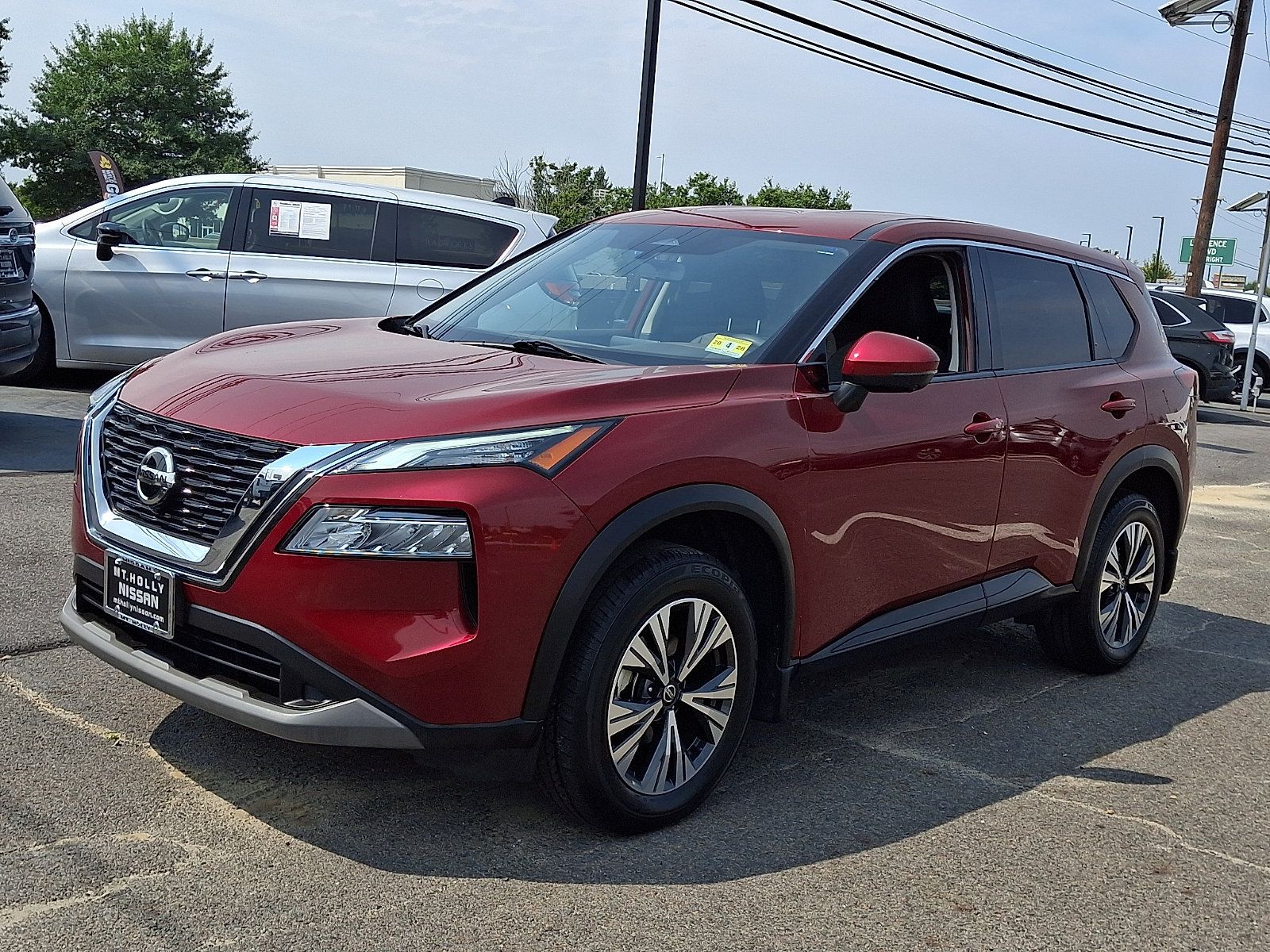 Used 2021 Nissan Rogue SV AWD/4WD image 3