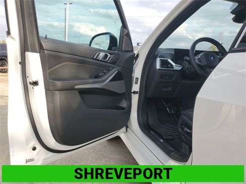 Used 2024 BMW X5 xDrive50e w/ M Sport Package image 23