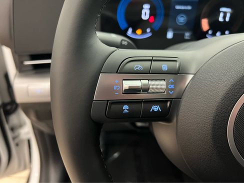 Used 2026 Hyundai Kona SEL Sport image 23