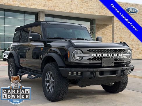 Used 2023 Ford Bronco Badlands image 21