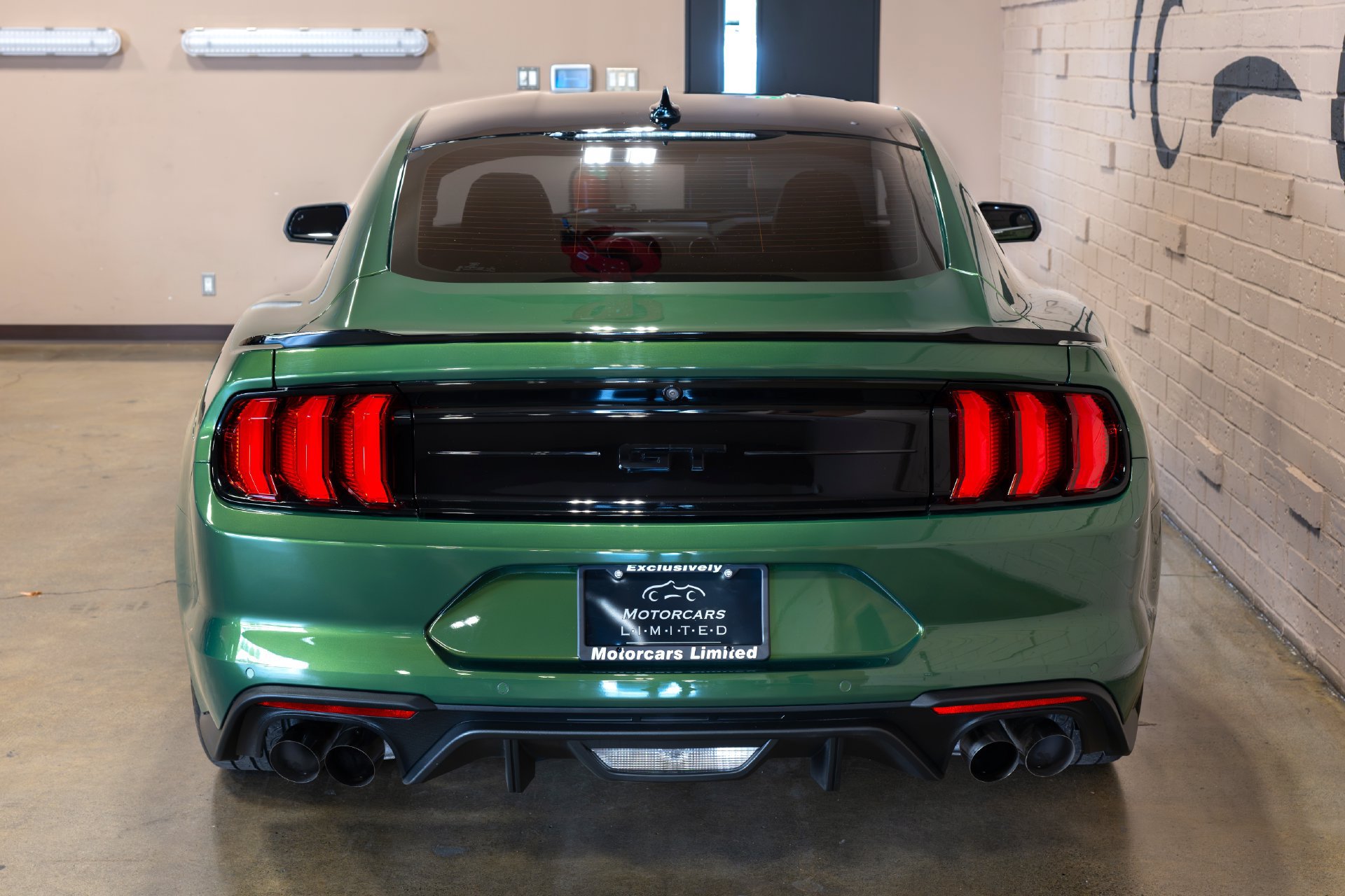 Used 2022 Ford Mustang GT Premium w/ Black Accent Package RWD image 5