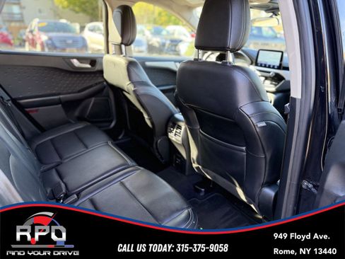 Used 2020 Ford Escape SEL image 16