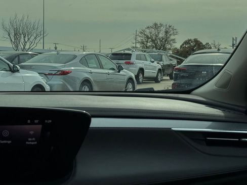 Used 2025 Buick Encore GX Preferred image 35