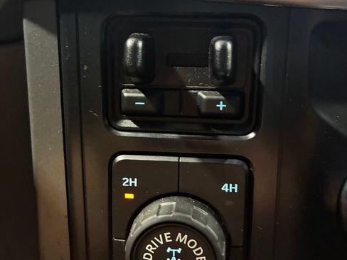 Used 2022 Ford F150 XLT w/ Equipment Group 302A High AWD/4WD image 29