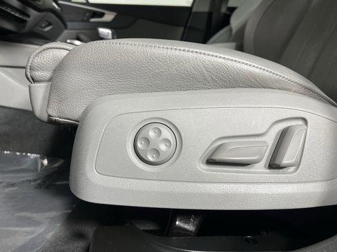 Used 2018 Audi A4 2.0T Prestige image 13