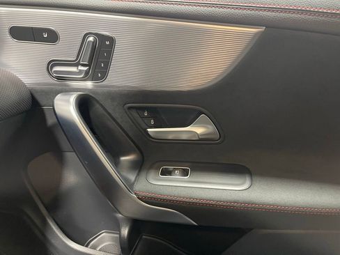 Used 2023 Mercedes-Benz CLA 250 4MATIC image 27
