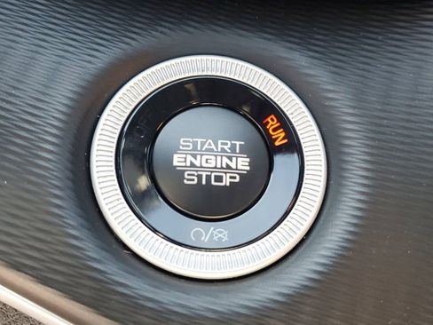 New 2025 Jeep Grand Cherokee L Altitude image 30