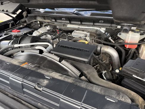 Used 2022 GMC Sierra 2500 Denali image 33