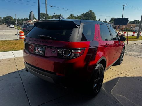 Used 2018 Land Rover Discovery Sport HSE AWD/4WD image 5