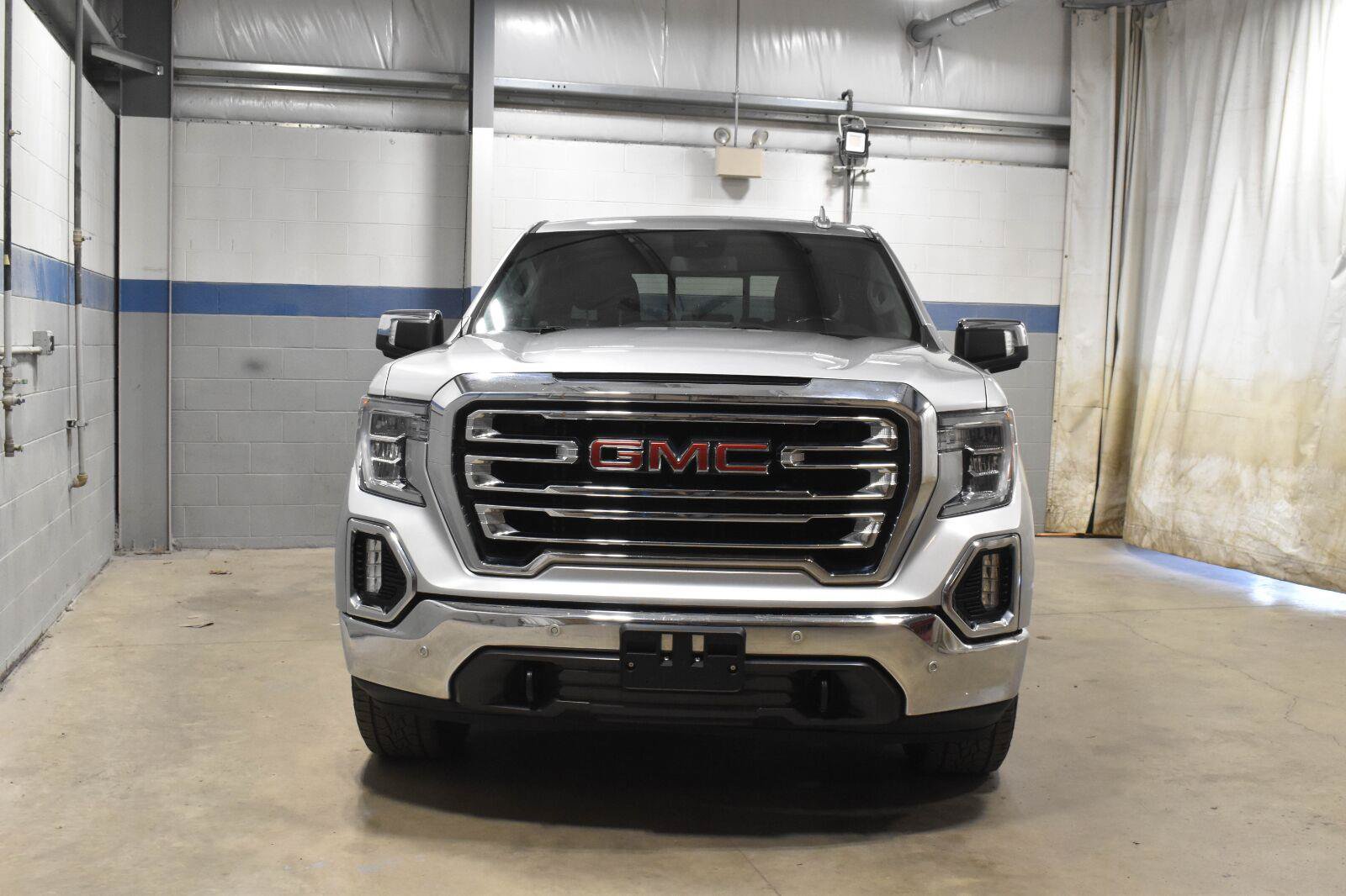 Used 2022 GMC Sierra 1500 SLT w/ SLT Premium Plus Package AWD/4WD image 28
