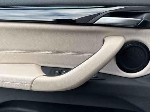 Used 2022 BMW X2 xDrive28i w/ Premium Package image 12