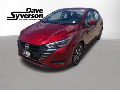 New 2025 Nissan Versa SV w/ Trunk Package