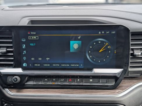 Used 2025 Chevrolet Silverado 1500 LT image 20