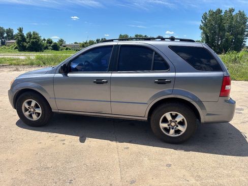 Used 2007 Kia Sorento 2WD image 10