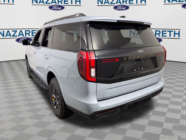 Used 2025 Ford Expedition Tremor AWD/4WD image 5