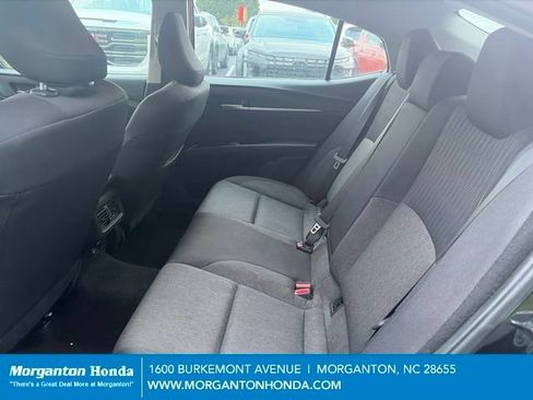 Used 2025 Toyota Camry LE FWD image 25