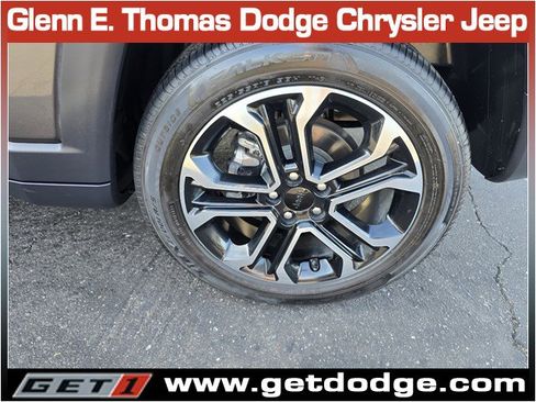 Certified 2022 Jeep Compass Limited w/ Mopar Graphics Package image 35