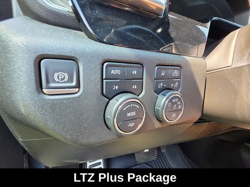 Used 2023 Chevrolet Silverado 1500 LTZ w/ Z71 Off-Road Package AWD/4WD image 22