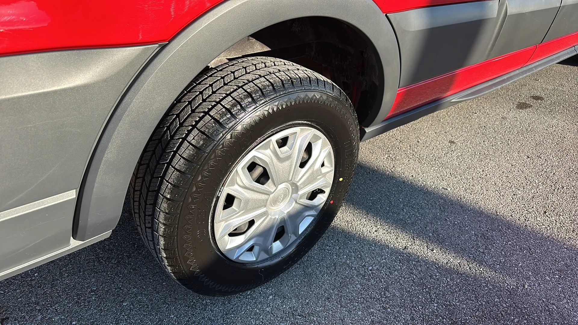 Used 2015 Ford Transit 350 XLT RWD image 9