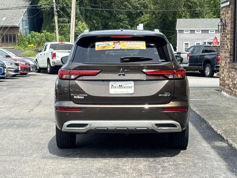 Used 2023 Mitsubishi Outlander SEL AWD/4WD image 4