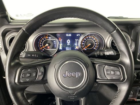 Used 2022 Jeep Wrangler Unlimited Sport image 19