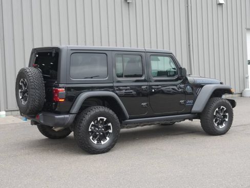 Used 2025 Jeep Wrangler Unlimited Rubicon 4xe AWD/4WD image 10