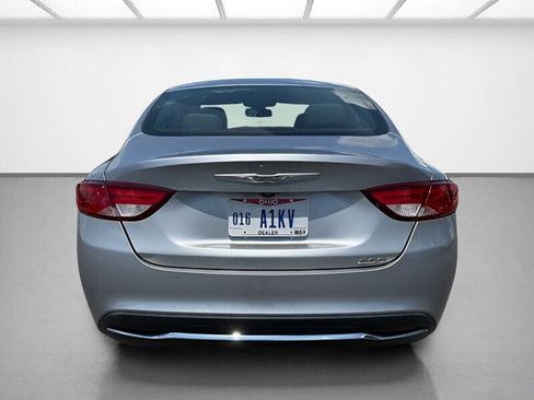 Used 2016 Chrysler 200 Limited FWD image 6