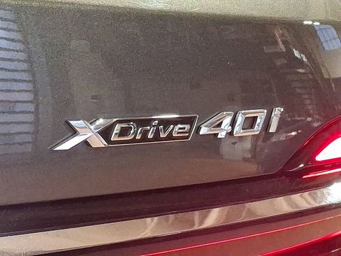 Certified 2023 BMW X7 xDrive40i w/ M Sport Package image 28