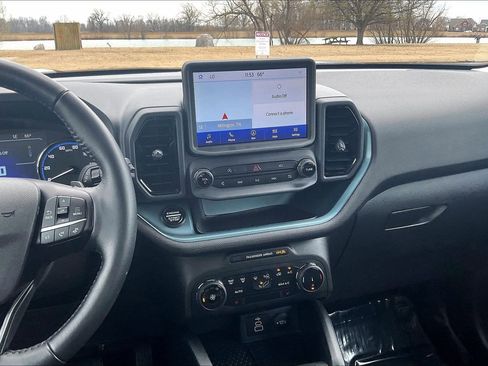 Used 2023 Ford Bronco Sport Badlands image 6