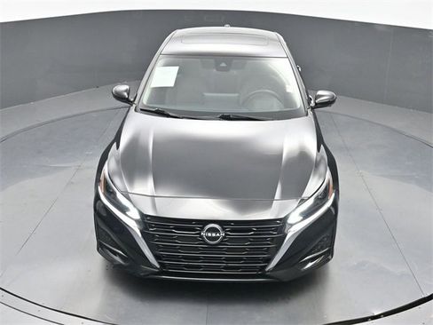 Certified 2025 Nissan Altima 2.5 SL image 28